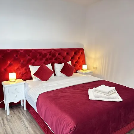 Nearby Romantic Retreat R Guest house Timisoara