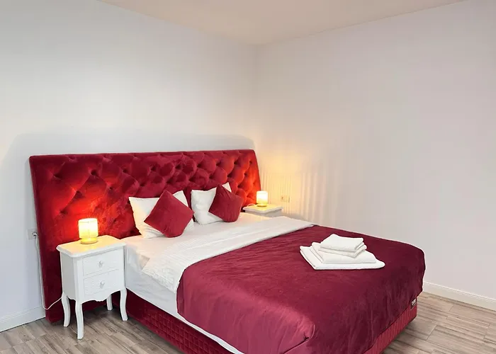 Nearby Romantic Retreat R 3*