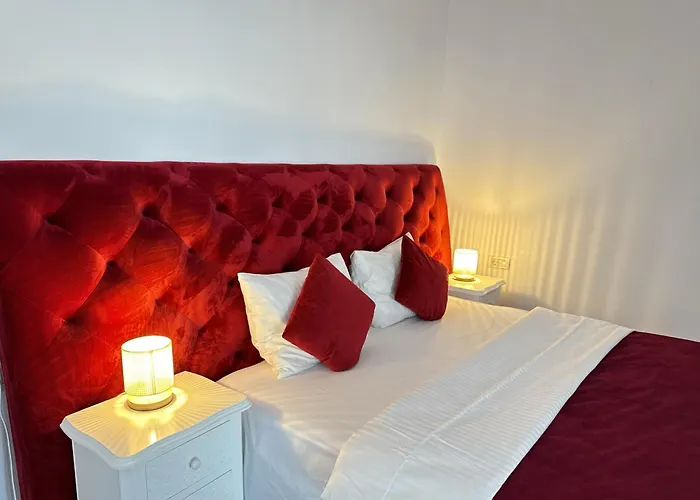 Nearby Romantic Retreat R